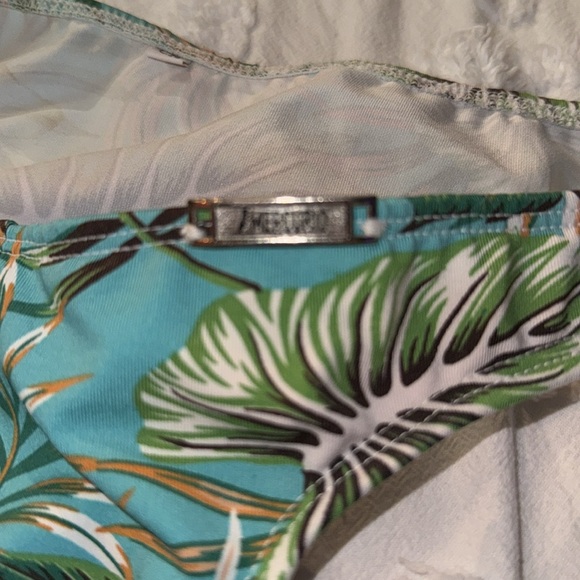 New condition micro high cut men’s speedo - Picture 6 of 7